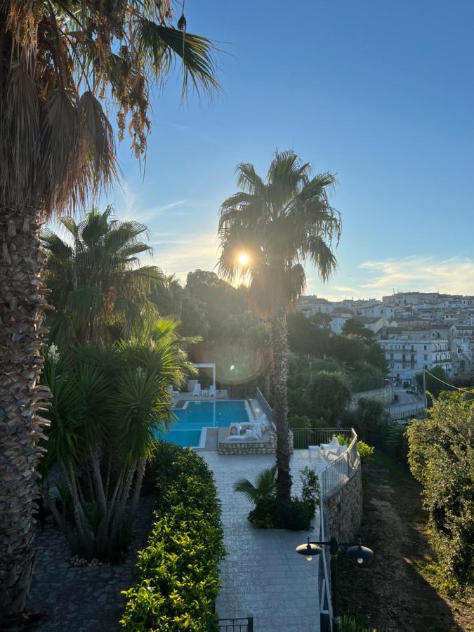 Albergo Villa Vittoria Rodi Garganico Buitenkant foto