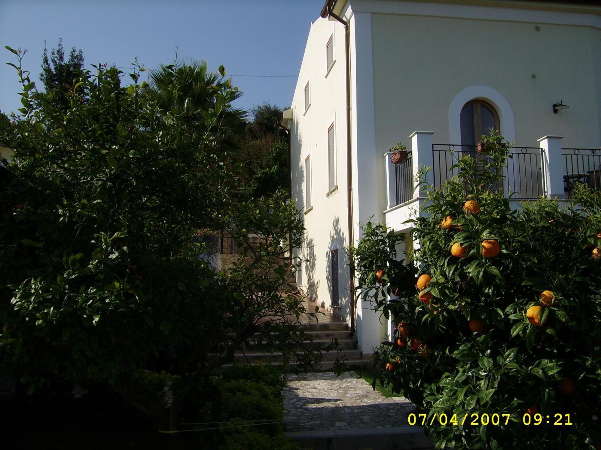 Albergo Villa Vittoria Rodi Garganico Buitenkant foto