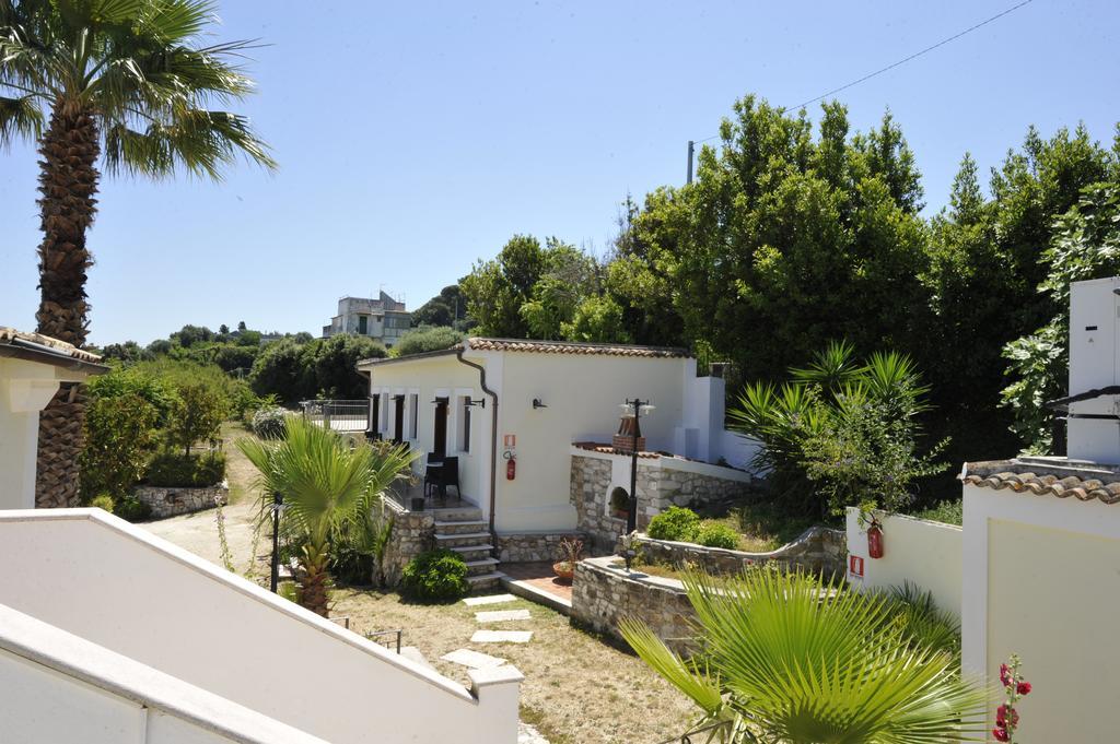 Albergo Villa Vittoria Rodi Garganico Buitenkant foto