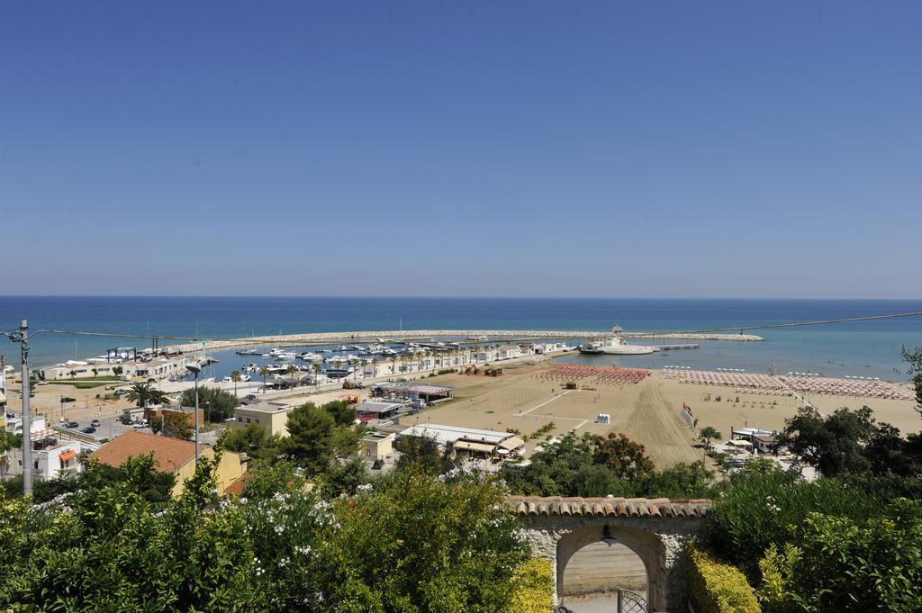 Albergo Villa Vittoria Rodi Garganico Buitenkant foto